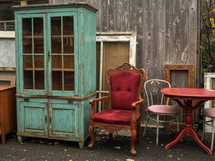 Nous vous débarrasserons efficacement des meubles inutiles.